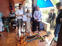 Polisi Sita 2 Gergaji Mesin Dipakai Babat Mangrove di Pantai Kuri Caddi Maros