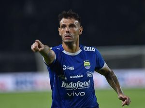Istimewanya Jersey Persib 2024/2025 yang Harganya Bakal Melejit Istimewanya Jersey Persib 2024/2025 yang Harganya Bakal Melejit
