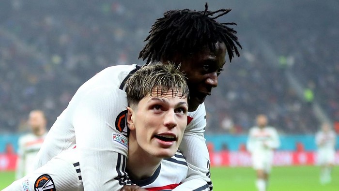 Soccer Football - Europa League - FCSB v Manchester United - National Arena, Bucharest, Romania - January 30, 2025 Manchester Uniteds Kobbie Mainoo celebrates scoring their second goal with Alejandro Garnacho Inquam Photos via REUTERS/Stefan Constanttin 22 ROMANIA OUT. NO COMMERCIAL OR EDITORIAL SALES IN ROMANIA. THIS IMAGE HAS BEEN SUPPLIED BY A THIRD PARTY.