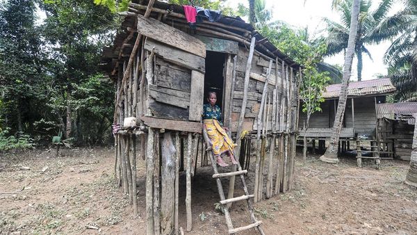 Desa Terisolir di Jambi, Tak Ada Sinyal Telekomunikasi