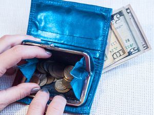 Frugal Living & Trading, Cara Cerdas Menumbuhkan Kekayaan