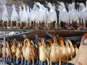 Limbah Bambu Disulap Jadi Patung Bebek Tembus Pasar Jerman, Ini Kisahnya Limbah Bambu Disulap Jadi Patung Bebek Tembus Pasar Jerman, Ini Kisahnya