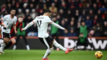 Gol Penalti Salah Bawa Liverpool Unggul 1-0 atas Bournemouth di Babak I