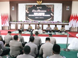 Polisi Doa Bersama untuk Korban Tragedi Outing Class SMPN 7 Mojokerto