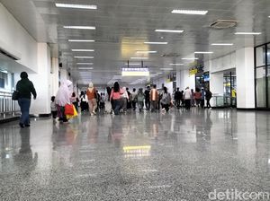 Jadwal Terbaru KRL Berlaku Hari Ini, Begini Suasana Stasiun Manggarai Jadwal Terbaru KRL Berlaku Hari Ini, Begini Suasana Stasiun Manggarai