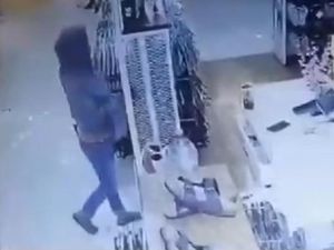 Viral Komplotan Emak-emak Curi Ponsel di Mal Kota Batu