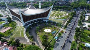 Aksi Long March untuk Bela Palestina di Padang