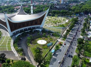 Aksi Long March untuk Bela Palestina di Padang