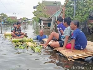 Banjir Rendam 2 Kecamatan di Demak, 21 Ribu Jiwa Terdampak Banjir Rendam 2 Kecamatan di Demak, 21 Ribu Jiwa Terdampak