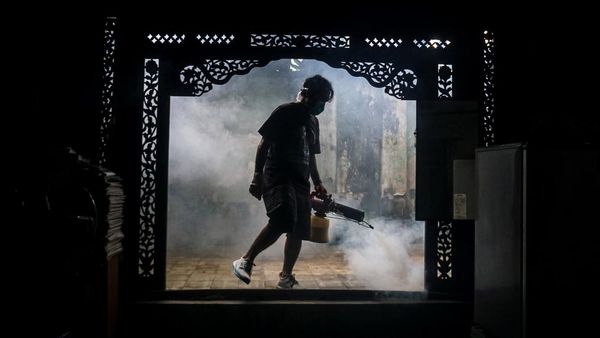 Fogging untuk Antisipasi DBD di Solo