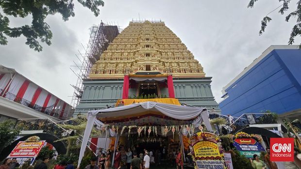Presiden Prabowo Subianto batal menghadiri peresmian Kuil Hindu Sri Sanathana Dharma Aalayam atau Murugan Temple di Jakarta Barat, pada Minggu (2/2) hari ini.