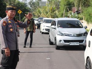 Puncak Usaba Pitra, Jalur Menuju Pura Besakih Padat Merayap Puncak Usaba Pitra, Jalur Menuju Pura Besakih Padat Merayap