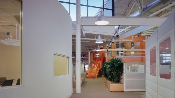 Penampakan Kantor Google yang Super Lengkap tapi Disesali Arsiteknya