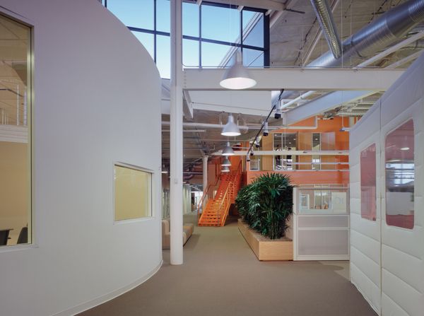 Penampakan Kantor Google yang Super Lengkap tapi Disesali Arsiteknya