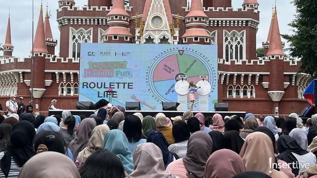 Karaoke Lagu SEVENTEEN Bareng, Begini Keseruan CARATs Having Fun di TMII