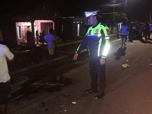 2 Warga Boncengan Motor Tewas Usai Tabrakan dengan Truk Tronton di Boalemo