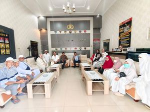 Putri Dakka Kembalikan Duit Rp 268 Juta Terkait Dugaan Penipuan Umrah Subsidi Putri Dakka Kembalikan Duit Rp 268 Juta Terkait Dugaan Penipuan Umrah Subsidi