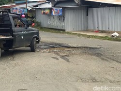 3 Ruas Jalan Antar Kecamatan di Palopo Rusak Parah Rawan Picu Kecelakaan