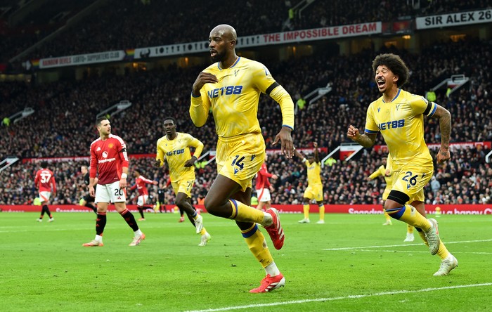Soccer Football - Premier League - Manchester United v Crystal Palace - Old Trafford, Manchester, Britain - February 2, 2025 Crystal Palaces Jean-Philippe Mateta celebrates scoring their first goal REUTERS/Peter Powell EDITORIAL USE ONLY. NO USE WITH UNAUTHORIZED AUDIO, VIDEO, DATA, FIXTURE LISTS, CLUB/LEAGUE LOGOS OR LIVE SERVICES. ONLINE IN-MATCH USE LIMITED TO 120 IMAGES, NO VIDEO EMULATION. NO USE IN BETTING, GAMES OR SINGLE CLUB/LEAGUE/PLAYER PUBLICATIONS. PLEASE CONTACT YOUR ACCOUNT REPRESENTATIVE FOR FURTHER DETAILS..