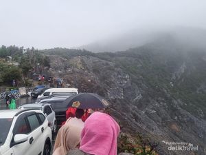 Hadiah Besar Menunggu di Tangkuban Parahu Hadiah Besar Menunggu di Tangkuban Parahu