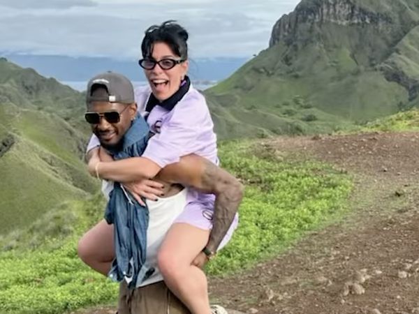 Muka Tegang Usher Rafting dan Romantis Bareng Istri di Bali dan NTT