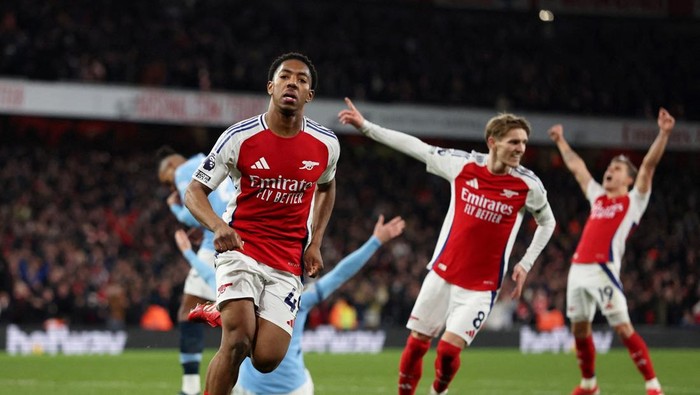 Soccer Football - Premier League - Arsenal v Manchester City - Emirates Stadium, London, Britain - February 2, 2025 Arsenals Myles Lewis-Skelly celebrates scoring their third goal REUTERS/David Klein EDITORIAL USE ONLY. NO USE WITH UNAUTHORIZED AUDIO, VIDEO, DATA, FIXTURE LISTS, CLUB/LEAGUE LOGOS OR LIVE SERVICES. ONLINE IN-MATCH USE LIMITED TO 120 IMAGES, NO VIDEO EMULATION. NO USE IN BETTING, GAMES OR SINGLE CLUB/LEAGUE/PLAYER PUBLICATIONS. PLEASE CONTACT YOUR ACCOUNT REPRESENTATIVE FOR FURTHER DETAILS..     TPX IMAGES OF THE DAY