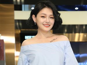 Stok Vaksin di Taiwan Menipis, Diborong Warga pasca Kematian Barbie Hsu Stok Vaksin di Taiwan Menipis, Diborong Warga pasca Kematian Barbie Hsu