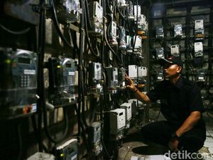 Diskon 50% Bikin Tarif Listrik Alami Deflasi 32,03% Diskon 50% Bikin Tarif Listrik Alami Deflasi 32,03%