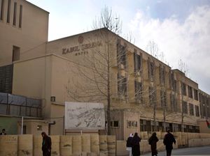 Perjalanan Satu-satunya Hotel Mewah di Kabul Berakhir di Tangan Taliban Perjalanan Satu-satunya Hotel Mewah di Kabul Berakhir di Tangan Taliban