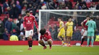Manchester United tumbang 0-2 dari Crystal Palace di Old Trafford, Minggu (2/2/2025). (Foto: AP/Dave Thompson)