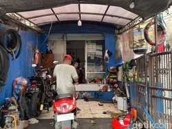 Banyak Motor Mogok gegara Terjang Banjir Pantura, Bengkel Panen Cuan