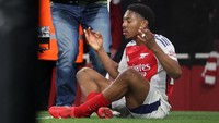 Myles Lewis-Skelly. Satu lagi wonderkid akademi Arsenal yang tampil impresif musim ini dan sudah menarik banyak pengagum. Arsenal kabarnya segera mengumumkan kontrak baru minimal sampai 2030. Foto: Getty Images/Catherine Ivill - AMA
