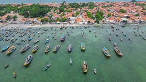 Nelayan Pulau Gili Ketapang Sudah 15 Hari Tak Melaut