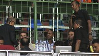 Pada bulan Februari ini Patrick Kluivert memang dikabarkan bakal memantau para pemain lokal yang bermain di Liga 1, dalam meramu skuad Timnas Indonesia. Pada awalnya Kluivert disebut-sebut berencana menyaksikan laga Dewa United Vs Persija Jakarta di Stadion Pakansari, Kabupaten Bogor, pada 8 Februari. ANTARA FOTO/ Fakhri Hermansyah.  