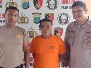 Motif Pengguna Narkoba di Tanjungbalai Pukul Ibu: Kesal Tak Diberi Rp 100 Ribu Motif Pengguna Narkoba di Tanjungbalai Pukul Ibu: Kesal Tak Diberi Rp 100 Ribu