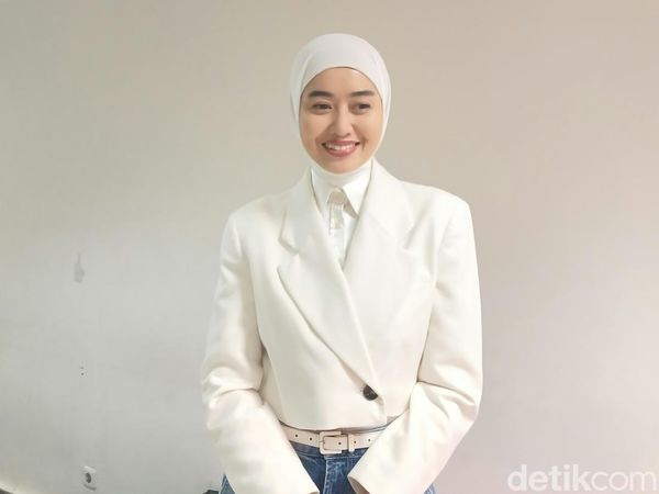 Selfi Nafilah Putuskan Berhijab Mohon Doa Tetap Istikamah