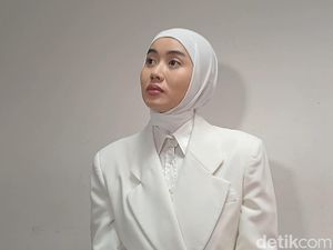 Selfi Nafilah Diberi Pelihatan hingga Mantap Berhijab: Nangisnya Belum Selesai Selfi Nafilah Diberi Pelihatan hingga Mantap Berhijab: Nangisnya Belum Selesai