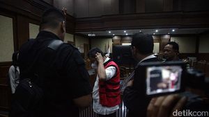 Sidang Eksepsi Hendry Lie dalam Kasus Tata Niaga Timah