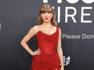 Geger! Ada Potongan Tubuh Manusia di Dekat Rumah Taylor Swift Geger! Ada Potongan Tubuh Manusia di Dekat Rumah Taylor Swift