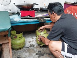 Warga Kota Batu Sambat Sulit Cari Elpiji 3 Kg Sejak Pengecer Ditiadakan
