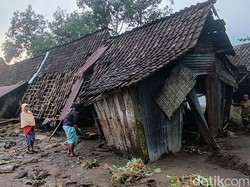 Banjir Bandang di Wonoboyo Bondowoso Rusak 37 Rumah-2 Sapi Hanyut