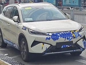 Siap Meluncur, BYD Atto 3 Facelift Dites di Jalan Raya Siap Meluncur, BYD Atto 3 Facelift Dites di Jalan Raya