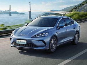 Terdaftar di DJKI, BYD Seal Hybrid Bakal Dijual di Indonesia? Terdaftar di DJKI, BYD Seal Hybrid Bakal Dijual di Indonesia?
