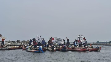 Cek Pagar Laut Bekasi, Menteri ATR Disambut Demo Nelayan