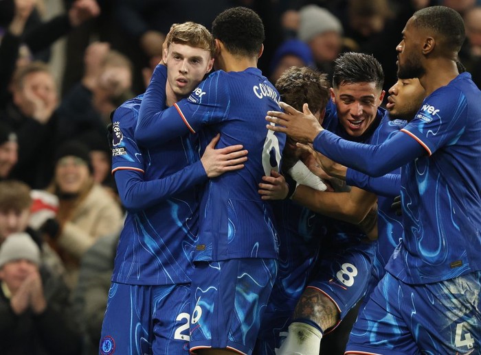 LONDON, ENGLAND - FEBRUARY 3: Cole Palmer of Chelsea goal celebration with Levi Colwill of Chelsea after scoring to put Chelsea 2-1 ahead during the Premier League match between Chelsea FC and West Ham United FC at Stamford Bridge on February 3, 2025 in London, England. (Photo by Crystal Pix/MB Media/Getty Images)