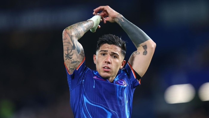 LONDON, ENGLAND - FEBRUARY 3: Enzo Fernandez of Chelsea during the Premier League match between Chelsea FC and West Ham United FC at Stamford Bridge on February 3, 2025 in London, England. (Photo by Charlotte Wilson/Offside/Offside via Getty Images)