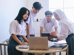DPRD Kritik Rencana Sekolah 5 Hari SMA/SMA di Sumut