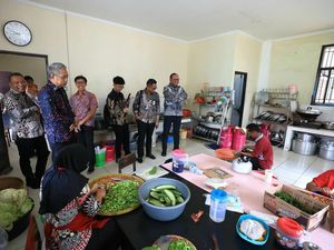 Wamensos Cek Fasilitas Calon Sekolah Rakyat di Bekasi
