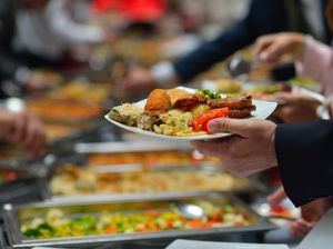 Duh! 250 Orang Keracunan Usai Lahap Makanan Kondangan Duh! 250 Orang Keracunan Usai Lahap Makanan Kondangan
