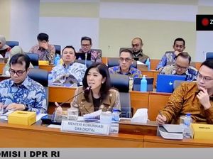 Komisi I DPR dan Menkomdigi Rapat Bahas Aturan Akses Medsos Anak